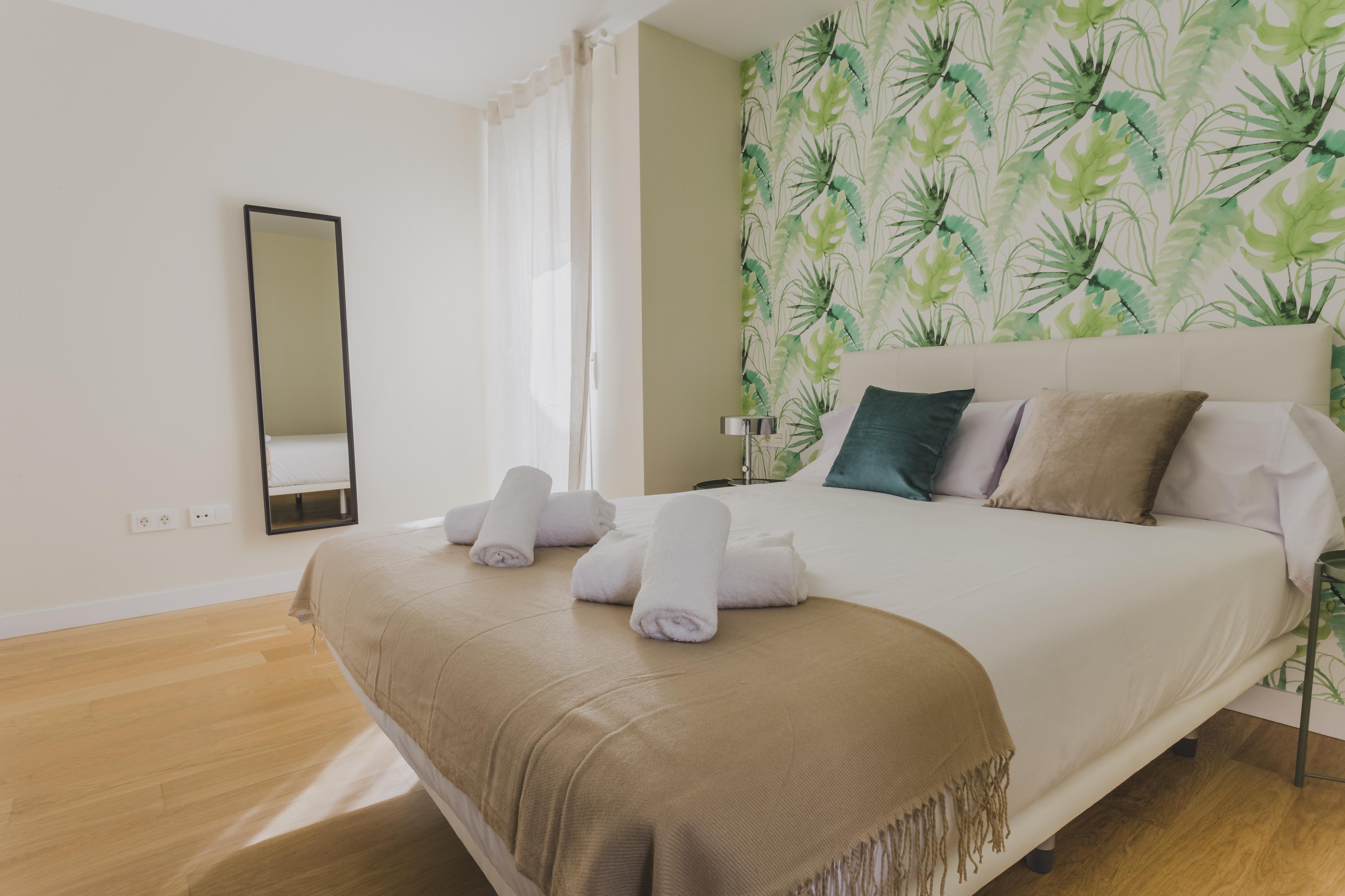 Hq Rooms Apartments San Vicente Валенсия Екстериор снимка