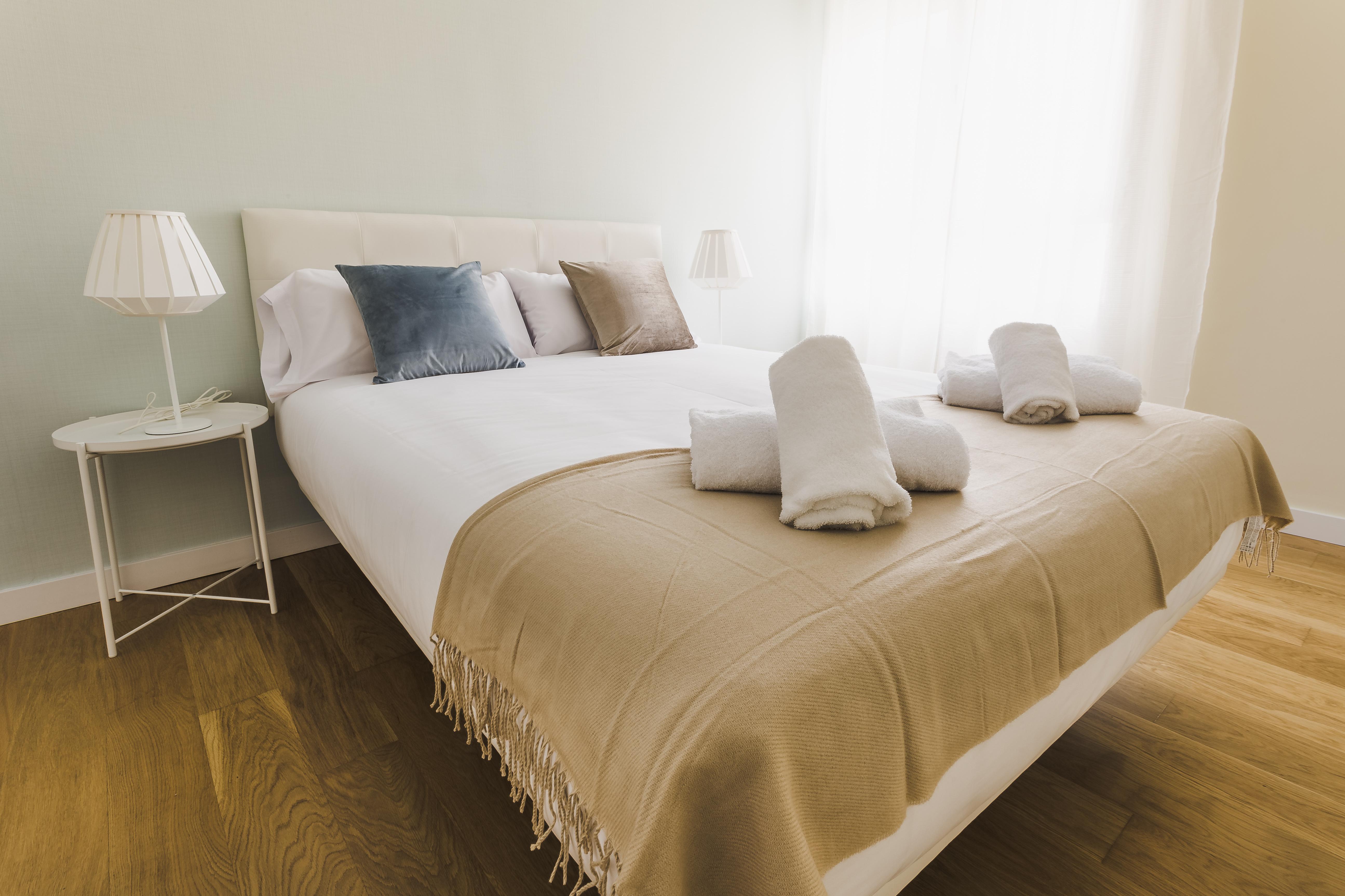 Hq Rooms Apartments San Vicente Валенсия Екстериор снимка