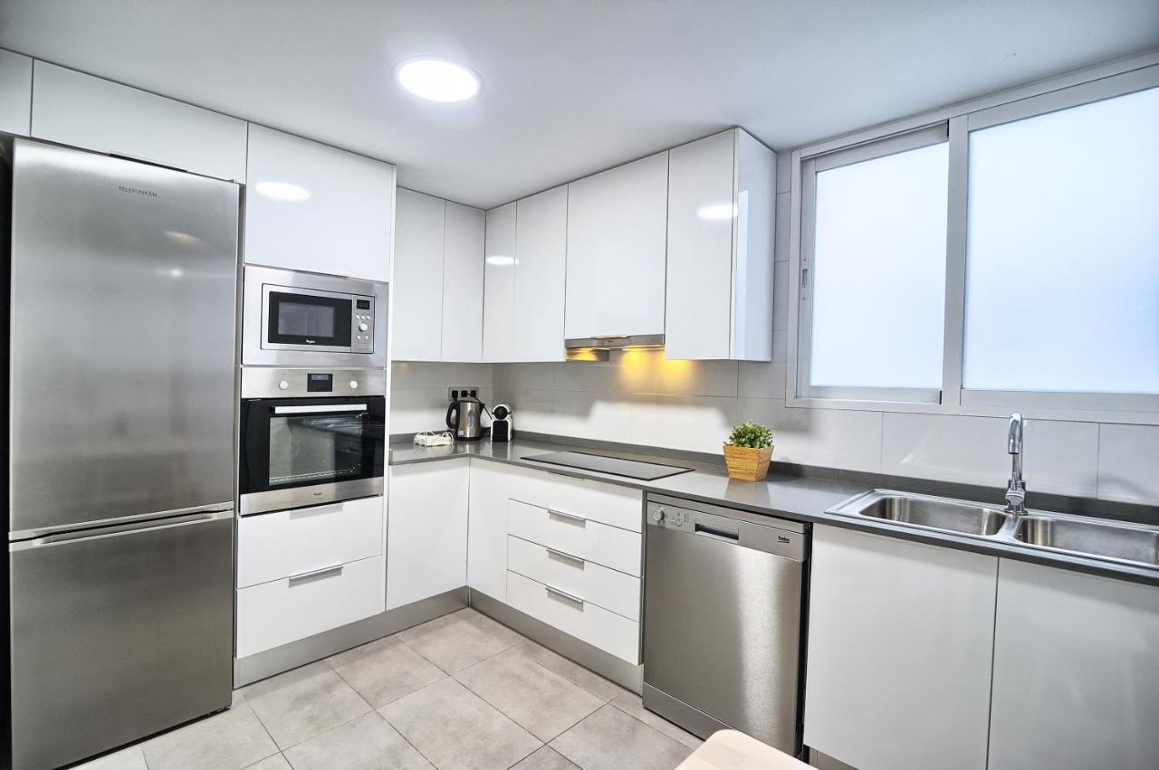 Hq Rooms Apartments San Vicente Валенсия Екстериор снимка